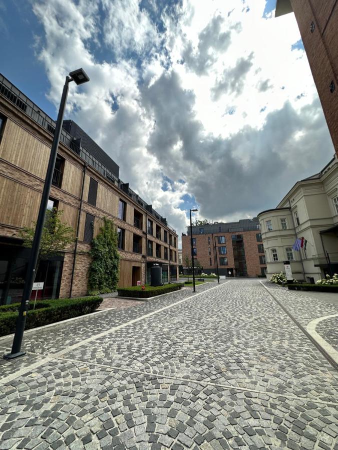 Апартаменты Browar Lubicz- 5Min Walk To The Old Town, Garage Краков Экстерьер фото